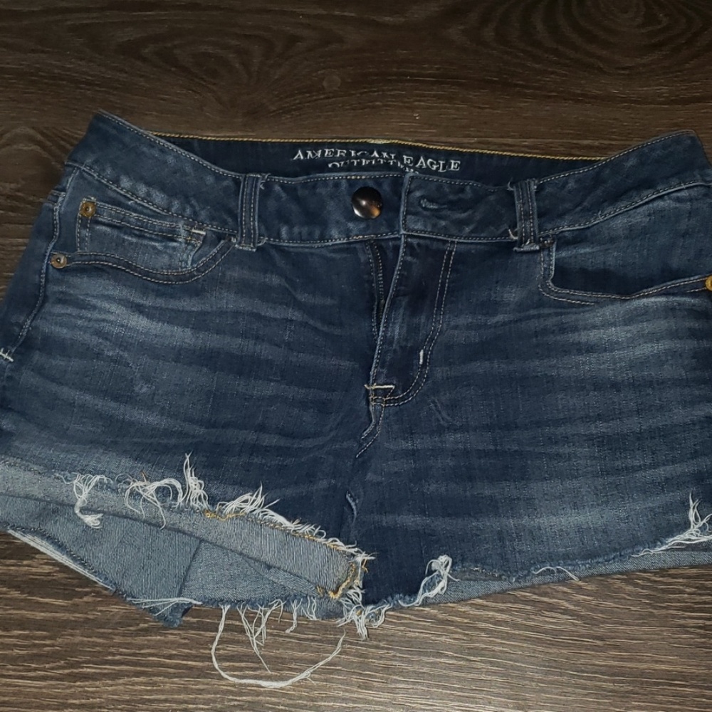 American Eagle Super Stretch Shorts